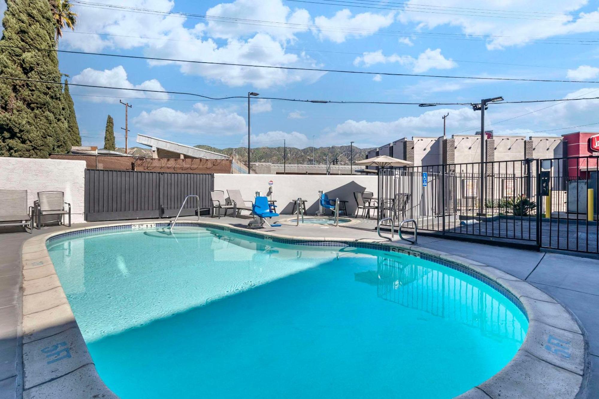 Quality Inn Burbank Airport Dış mekan fotoğraf